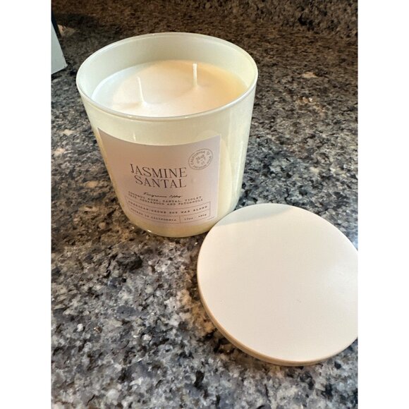 Leoben Company Jasmine Santal Candle 17 Ounces 2 Wick Soy Wax Blend Fragrance - Picture 5 of 5